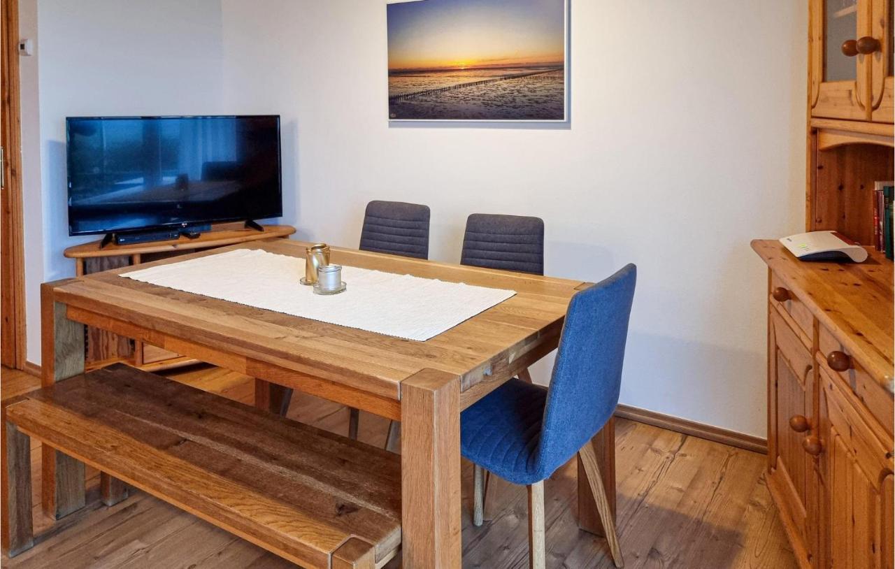 Awesome Home In Friedrichskoog-Spitze With 2 Bedrooms And Wifi 외부 사진